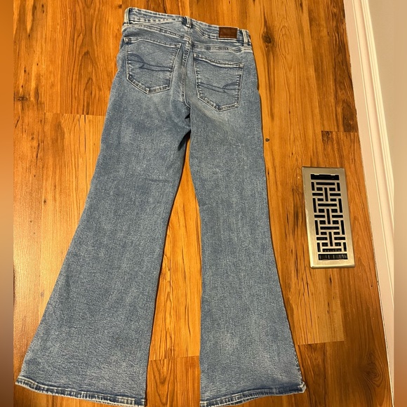American Eagle Luxe Stretch flare jeans - Picture 2 of 5